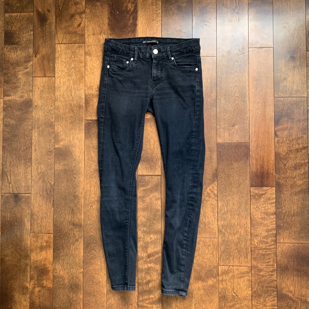 ZARA DENIM BLACK JEANS